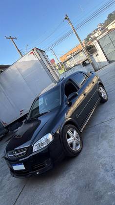 CHEVROLET ASTRA 2.0 SFI GSI 16V GASOLINA 4P MANUAL CHEVROLET ASTRA 2.0 SFI GSI 16V GASOLINA 4P MANUAL